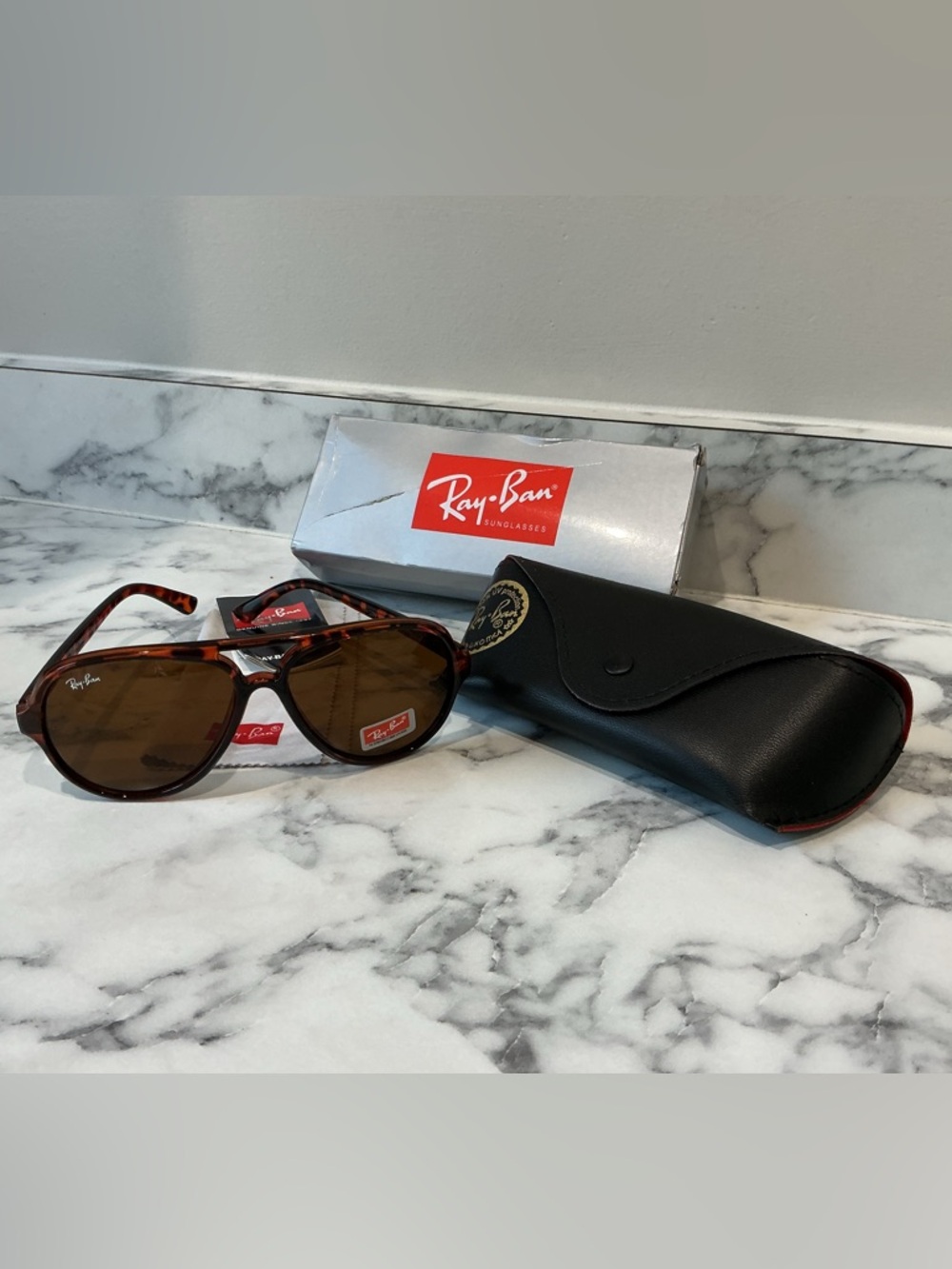 Ray-Ban Tortoiseshell Frames with Brown Lenses